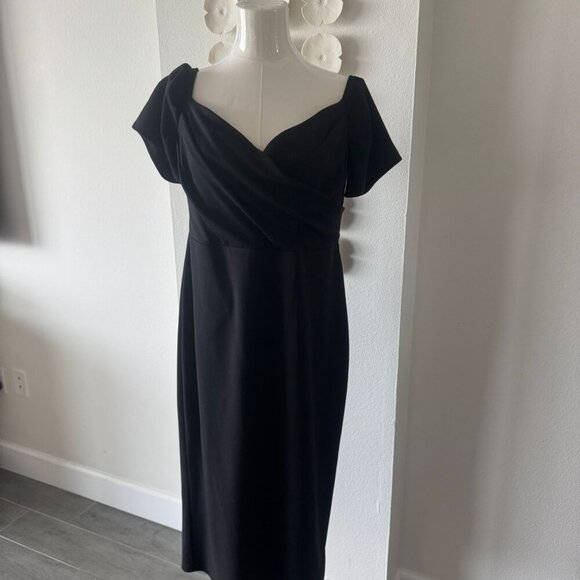 Topshop Dresses & Skirts - Topshop black dress (US 14) — sweetheart neckline